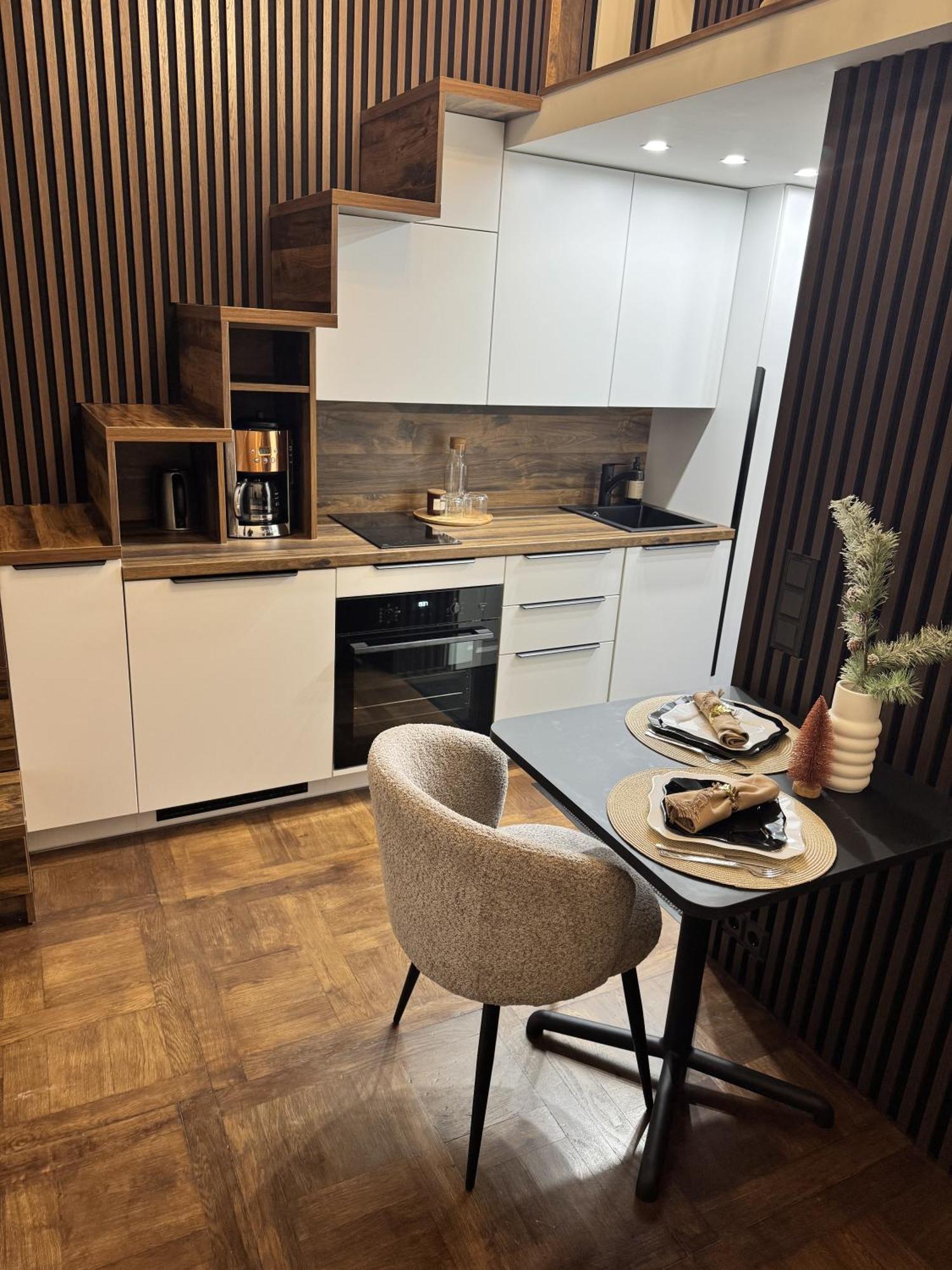 City Studio Apartment Appartement *